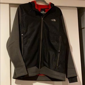 Men’s north face sweater